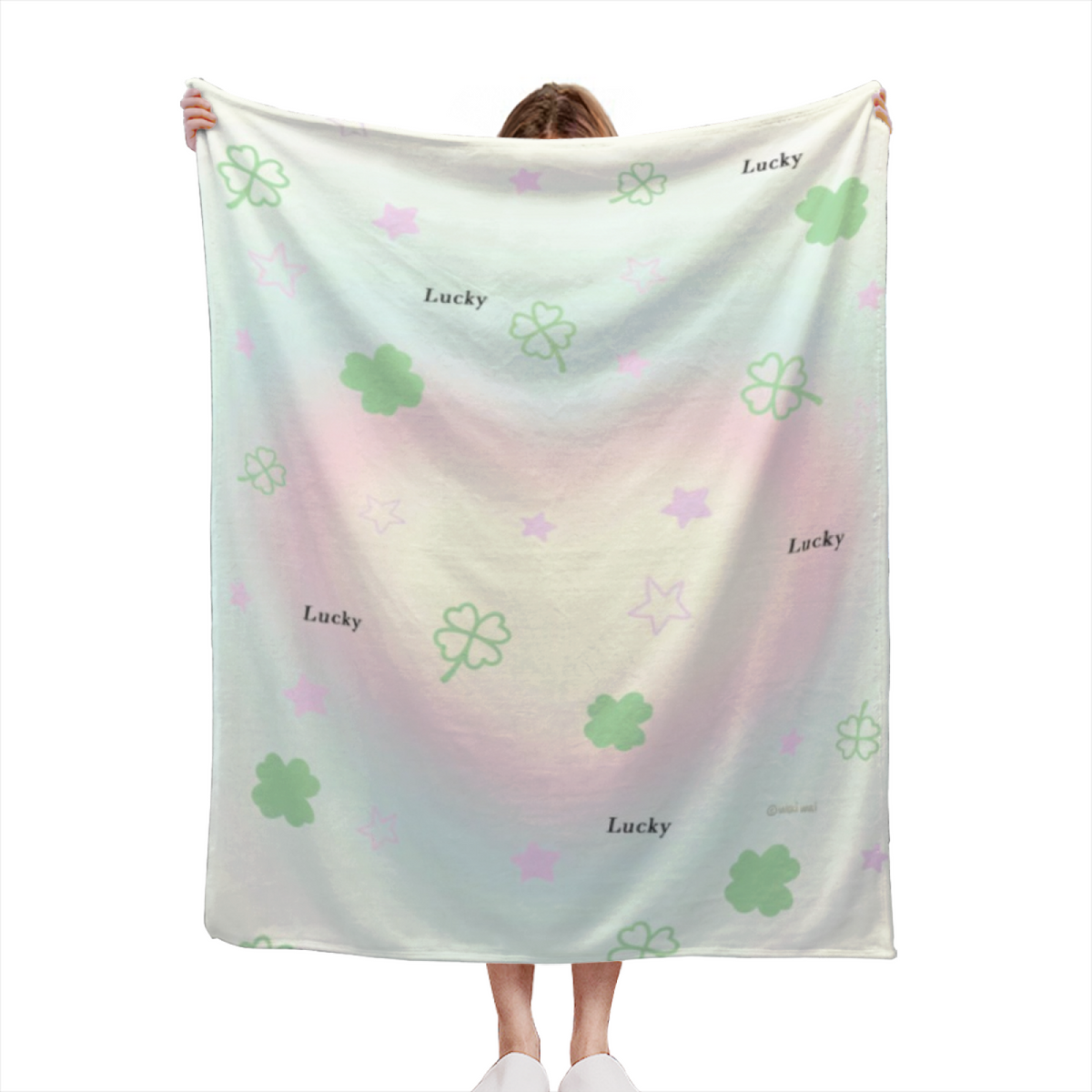 Creamy Ivory Whimsical Decor Plush Flannel Throw ¨C Hazy Mirage Edition
