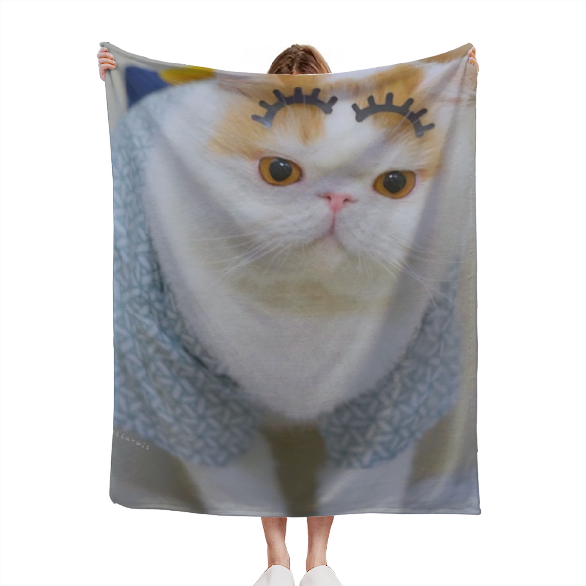 Eclectic Design Luminous Treasure Soft Neutral Cozy Flannel Bed Blanket