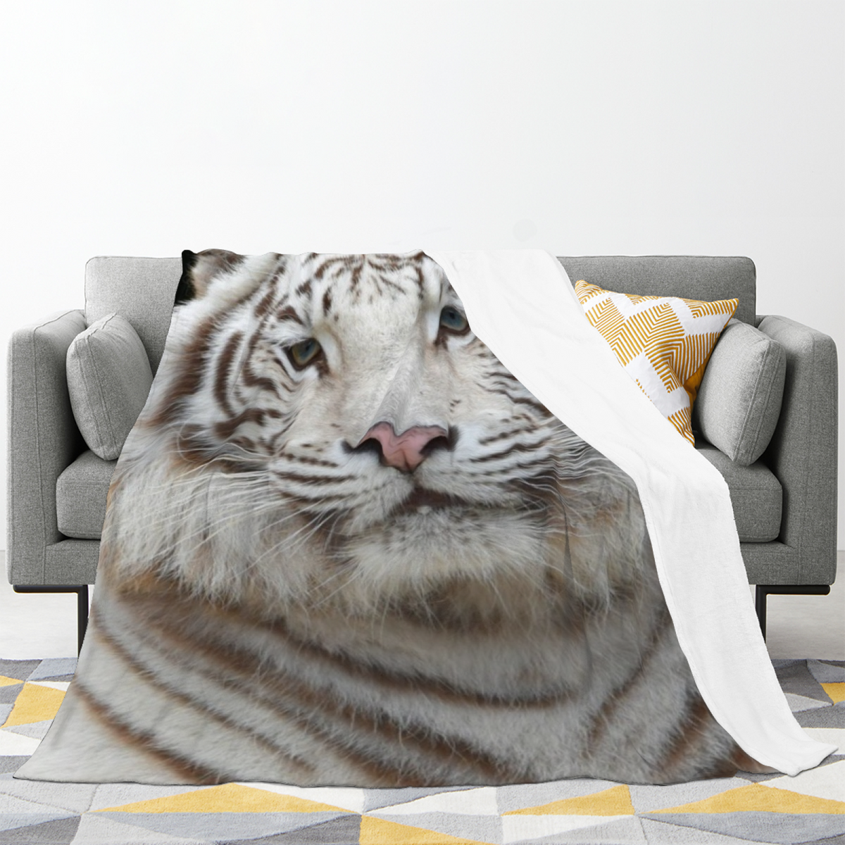 Velvet Horizon Dreamy Pattern Lightweight Flannel Throw