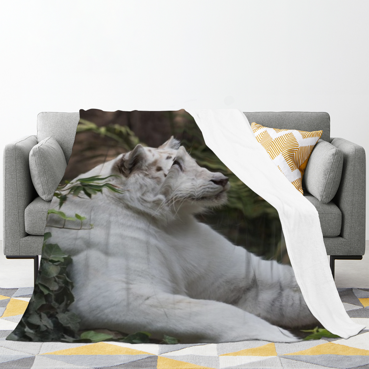 Evergreen Hearth Expressive Print Cozy Flannel Bed Blanket in Dusty Lilac