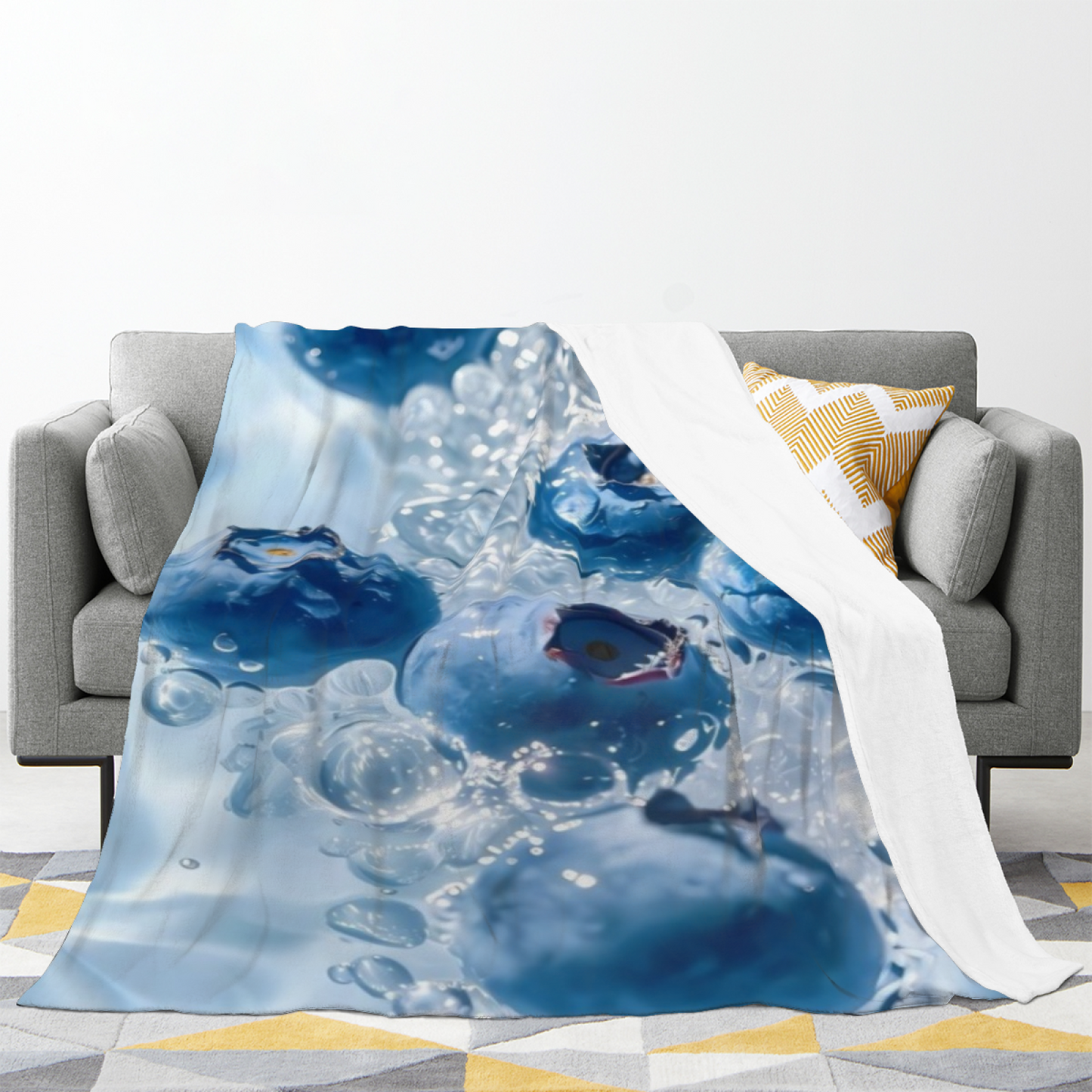 Blueberry Flannel Throw Blanket ¨C Fresh Blueberry and Water Drop Print