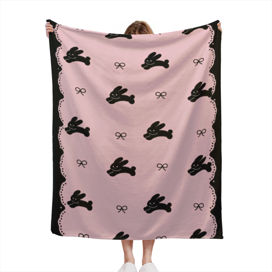 Prairie Atlas Lightweight Flannel Throw in Soft Neutral