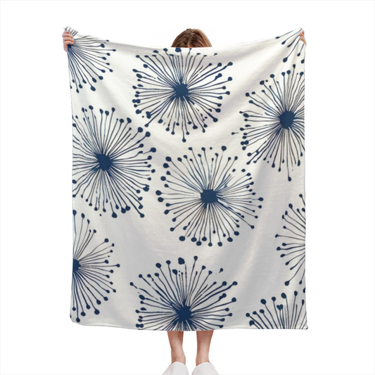 Seaside Nectar Expressive Print Cozy Flannel Bed Blanket in Dusty Lilac